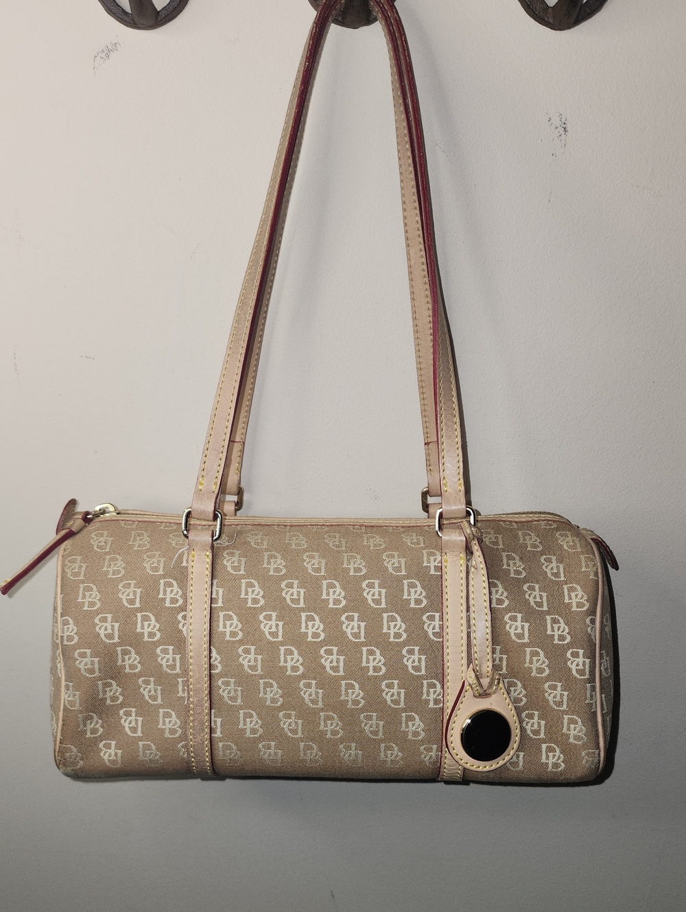 Dooney & Bourke Tan Signature Barrel Shoulder Bag Vintage Purse